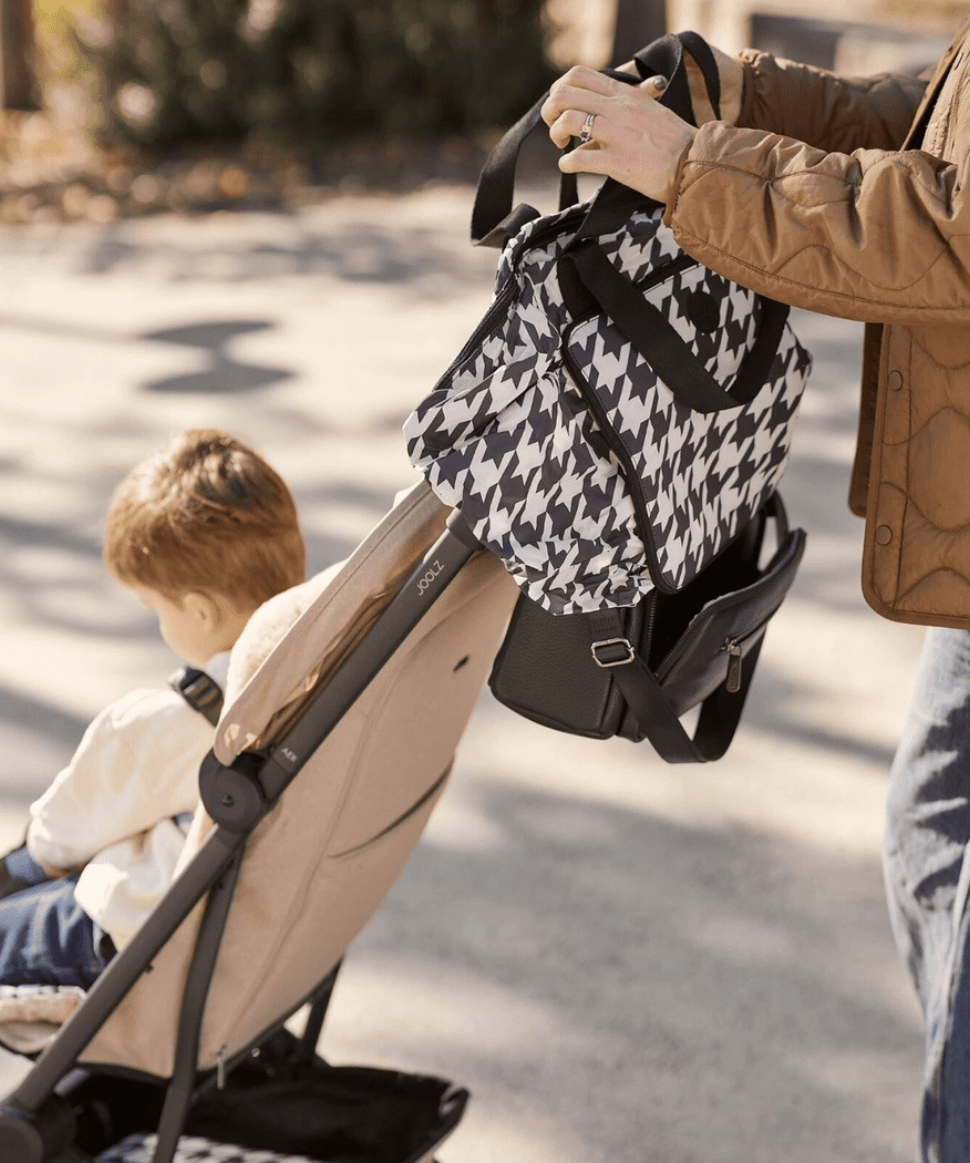 Fold-Up Tote - Houndstooth OiOi Preggi Central Maternity Shop Fold-Up Tote - Houndstooth OiOi Preggi Central Maternity Shop