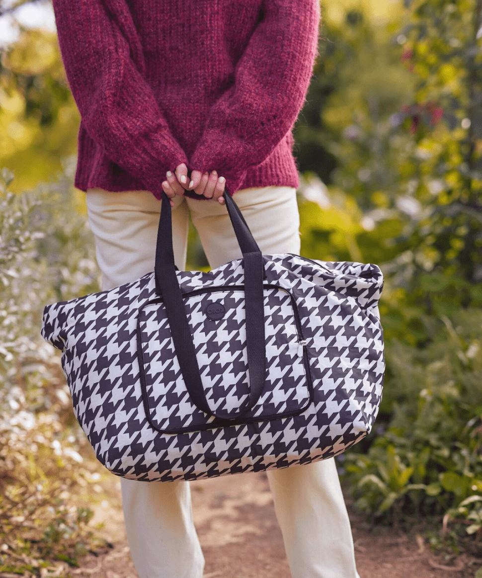 Fold-Up Tote - Houndstooth OiOi Preggi Central Maternity Shop Fold-Up Tote - Houndstooth OiOi Preggi Central Maternity Shop