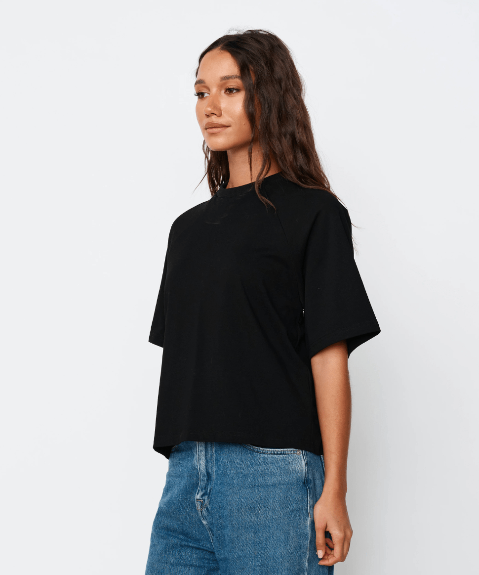 Classique Box-Cut Breastfeeding Tee - Black Apéro Maternity and Nursing Preggi Central Maternity Shop
