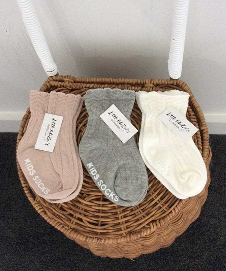 Wave Ankle Socks - Grey Little MaZoe&