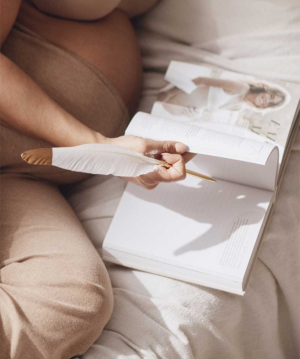 Becoming MAMA - Pregnancy journal & Feather Pen Set Axel & Ash Maternity Preggi Central Maternity Shop